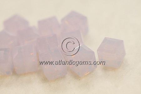 Swarovski Crystal > Beads > 5601 - Cube > 6mm